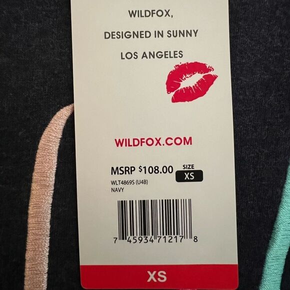 Wildfox, super soft Social sweater sweatshirt  Sz XS NWT🏷 - Picture 7 of 10